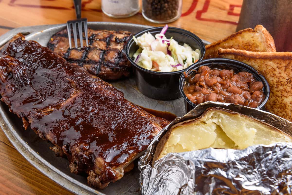 BBQ Rib & Chicken Dinner