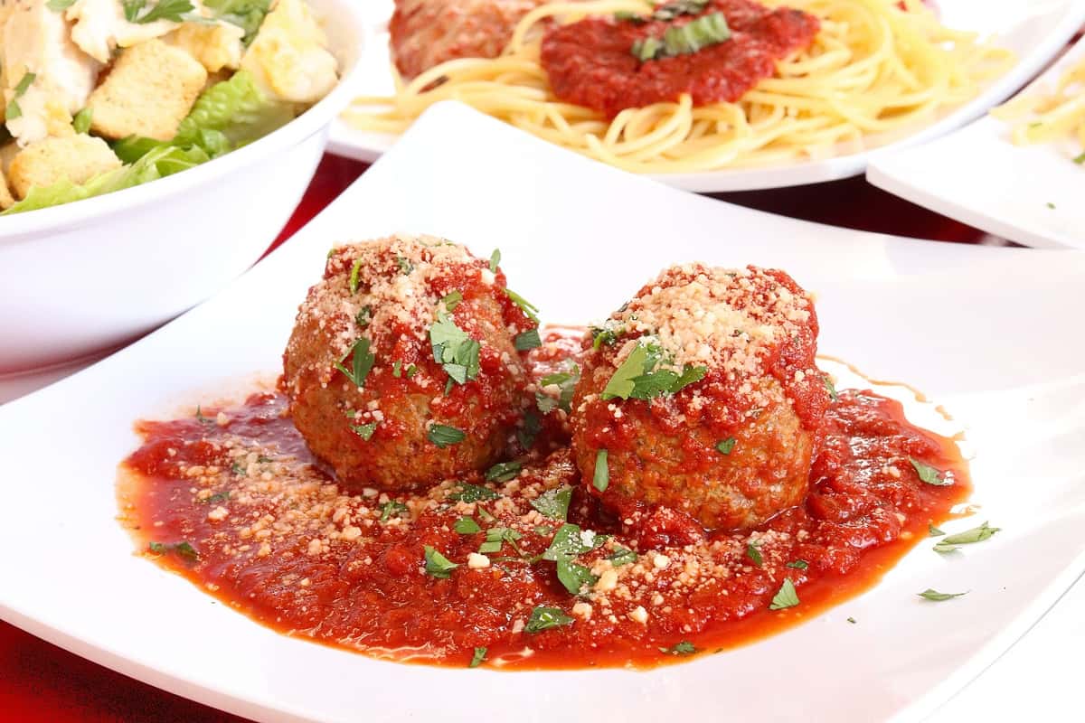 Spaghetti and meatballs