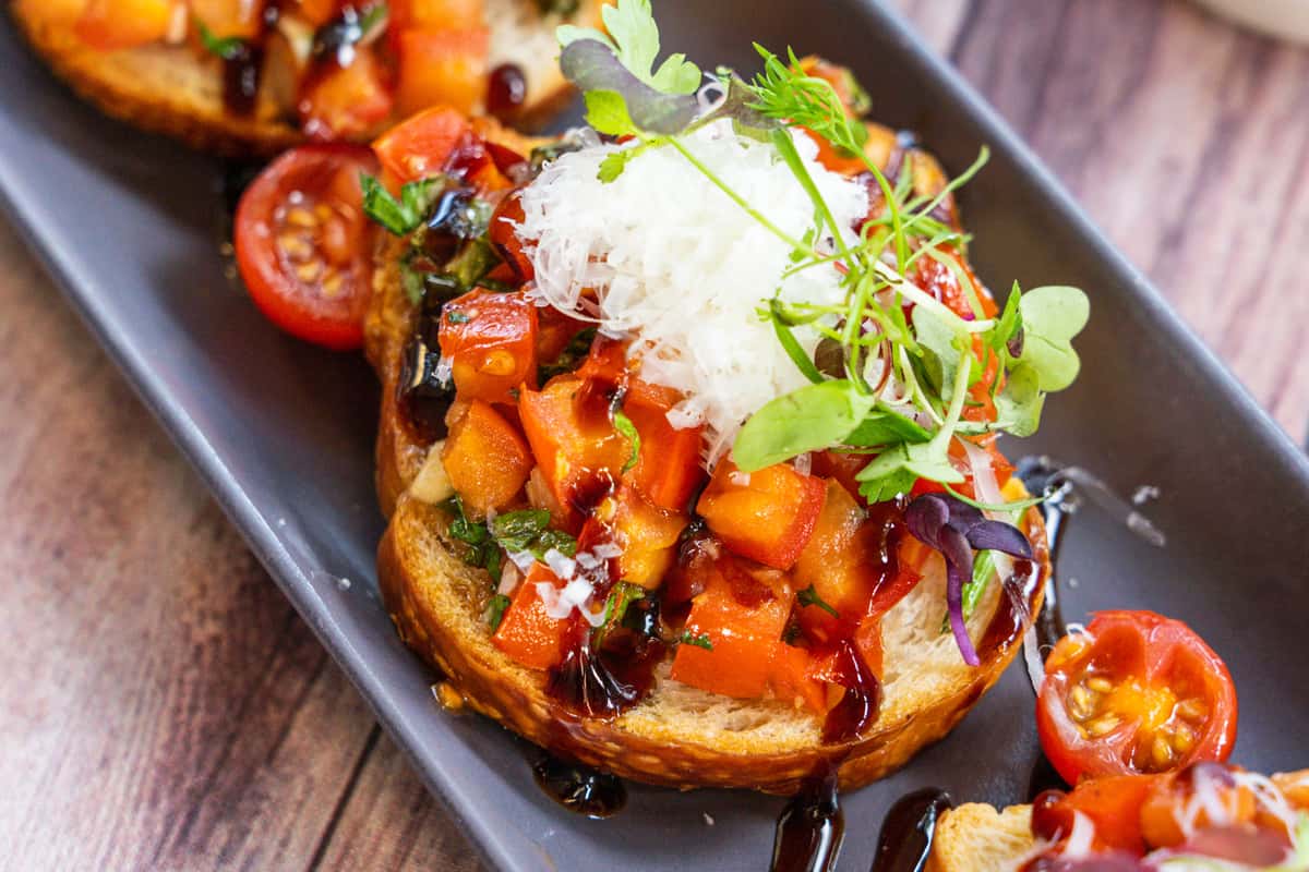 warm tomato bruschetta