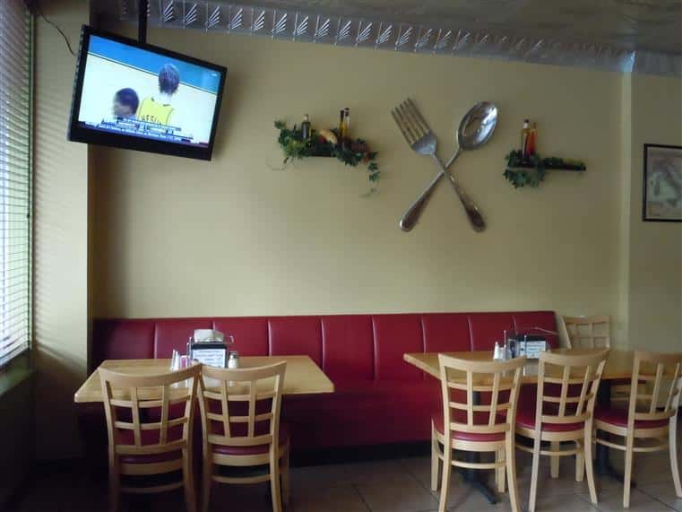 Dining room with tables and chairs
