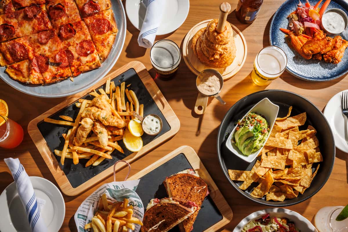 Food - table scape - 06.2026