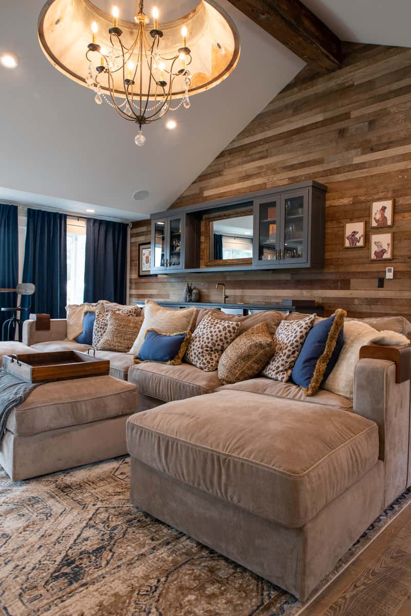 Vivi Living Room and Kitchen