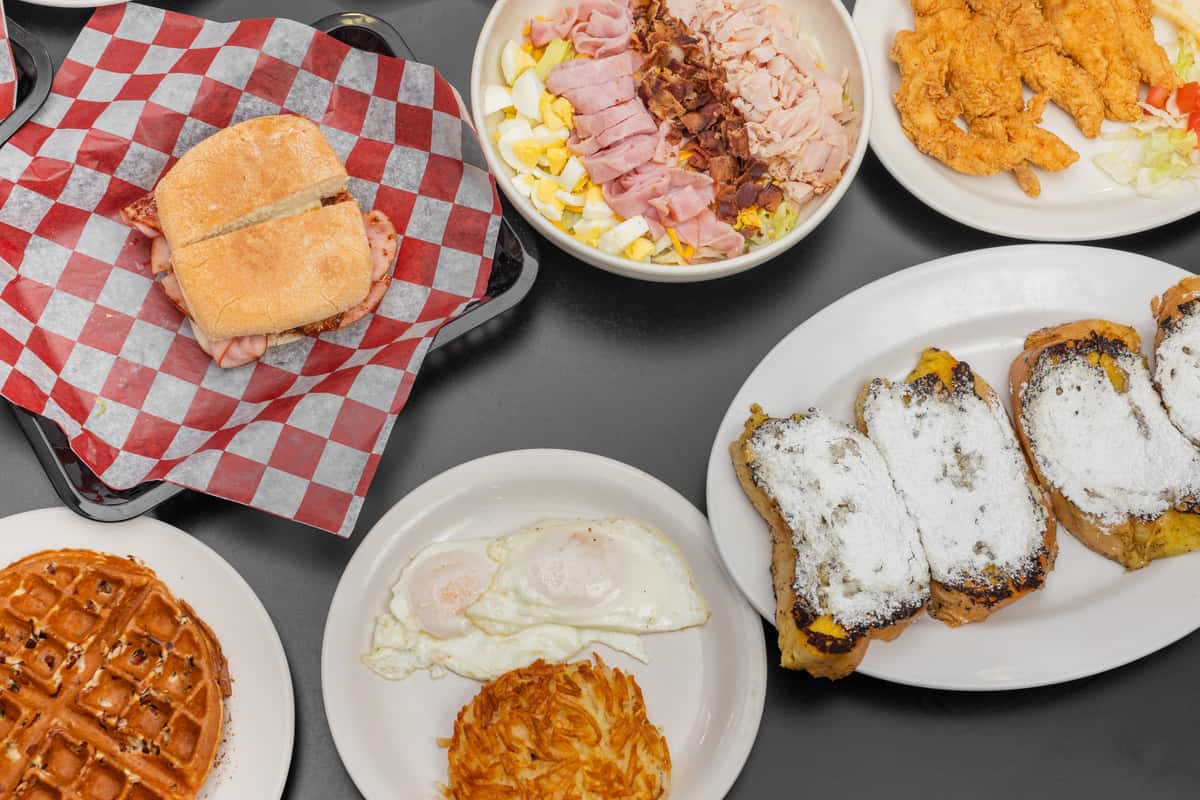 Assorted dishes