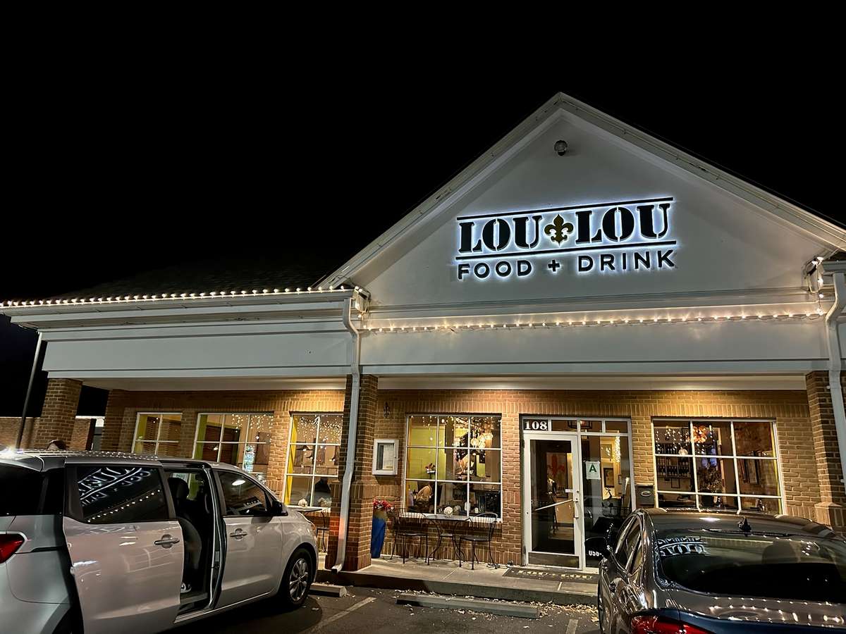 i — Lou Lous's