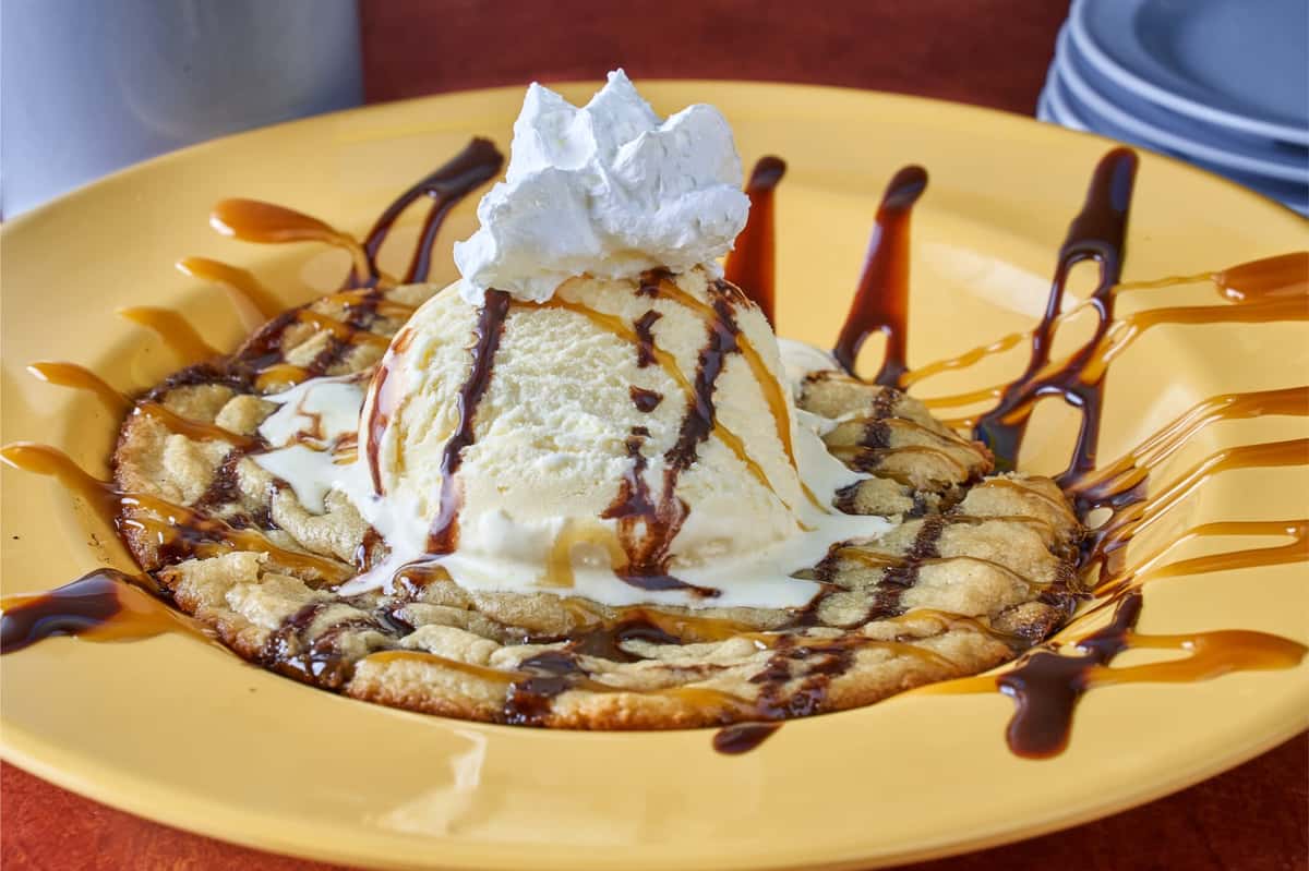 Fresh Baked Chocolate Chip Cookie Skillet Sundae