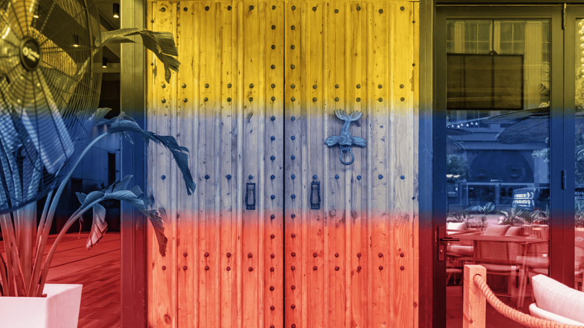 door colombia