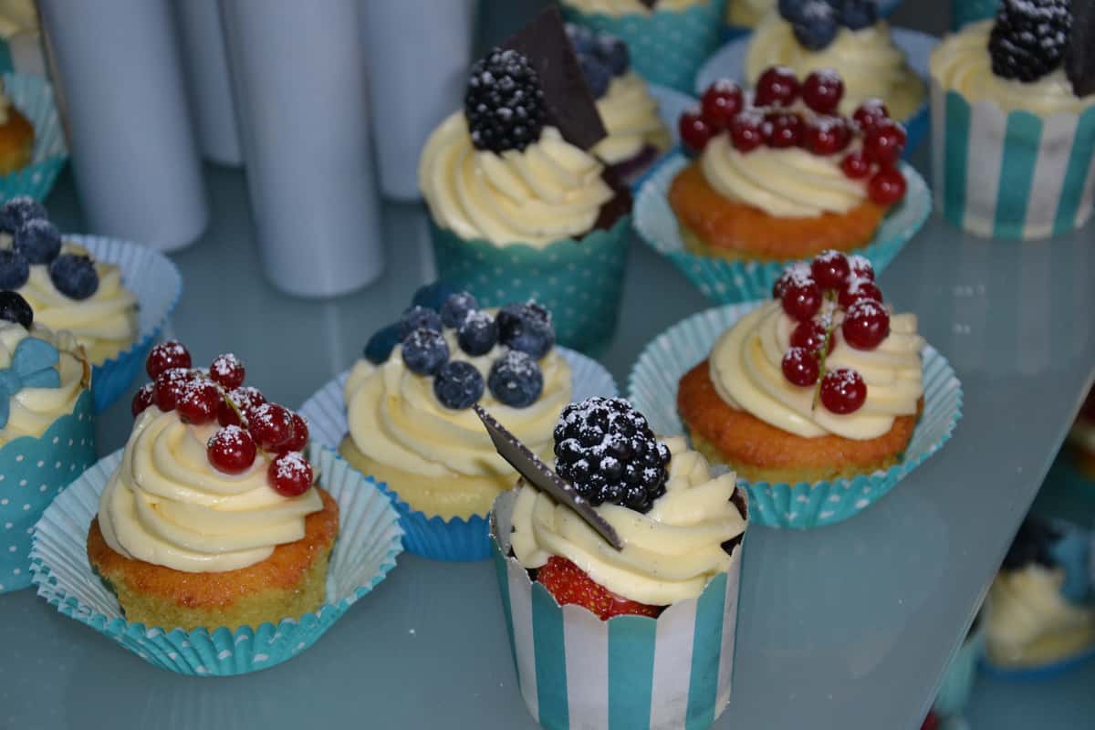 Cupcakes with fruits