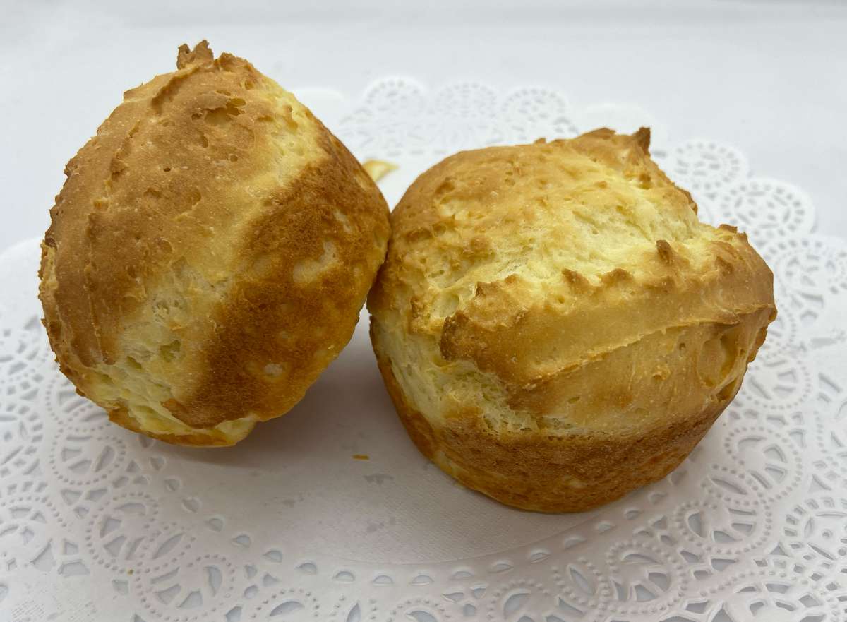 White Dinner Rolls