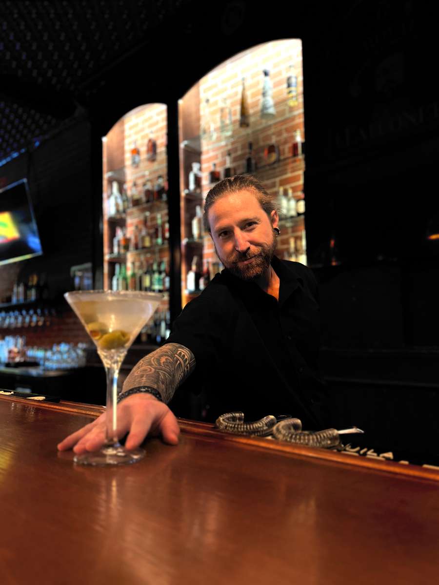 bartender