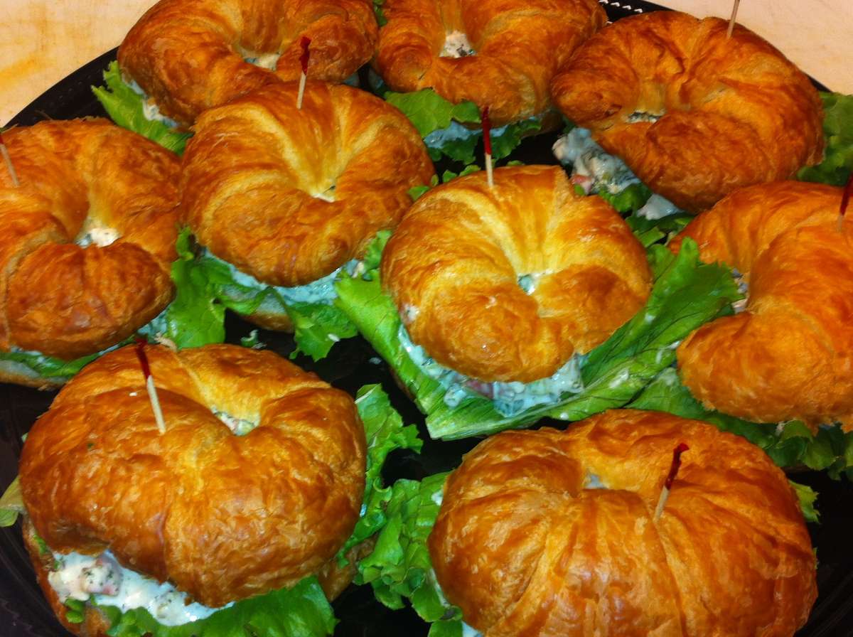 Frankie's-Downtown-Business-Catering