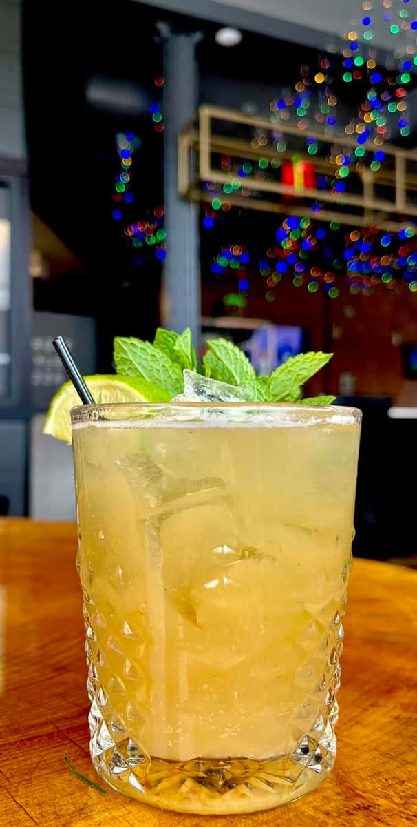 FIG BOURBON SMASH.