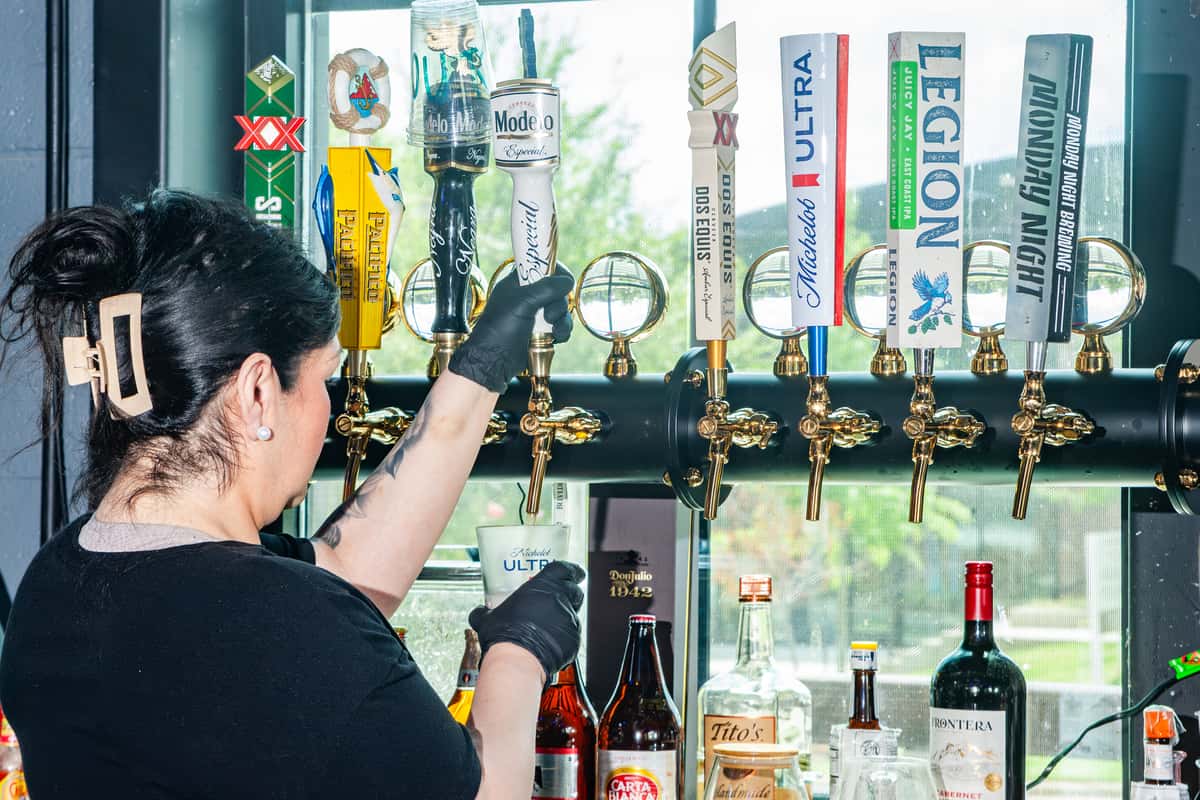 Bar