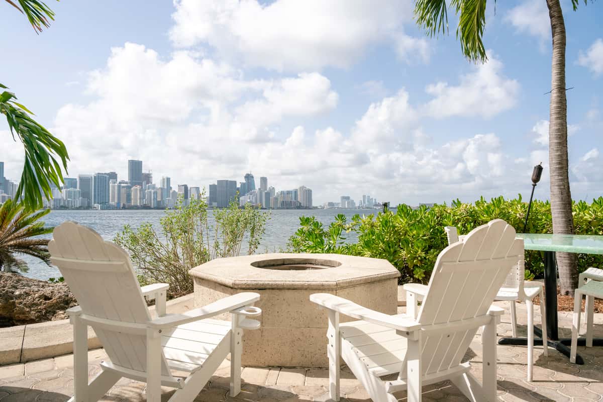 Outdoor seating at Rusty Pelican Miami