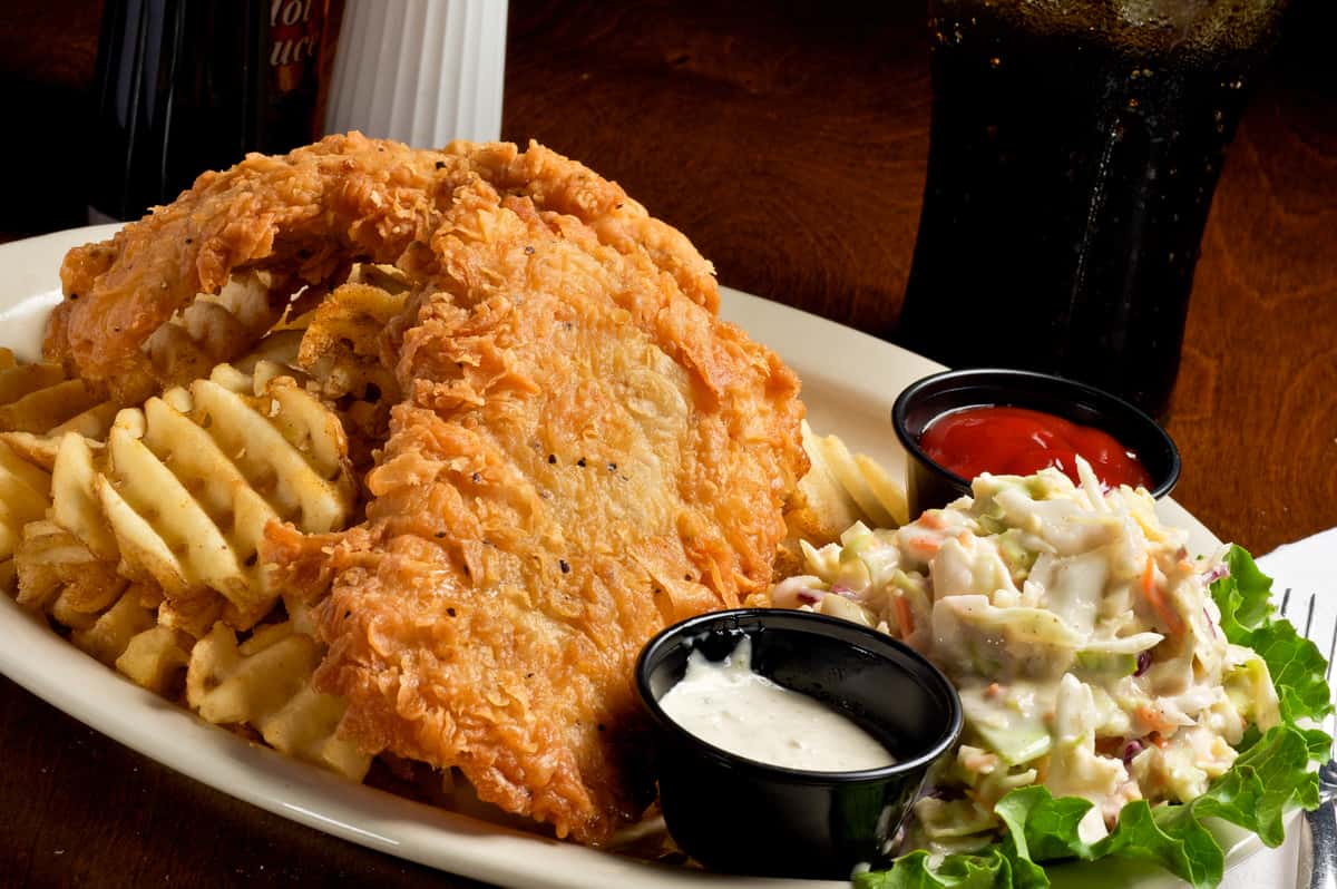 Fish \u0026 Chips - Tailgators Pub \u0026 Grill, image size:1200x798