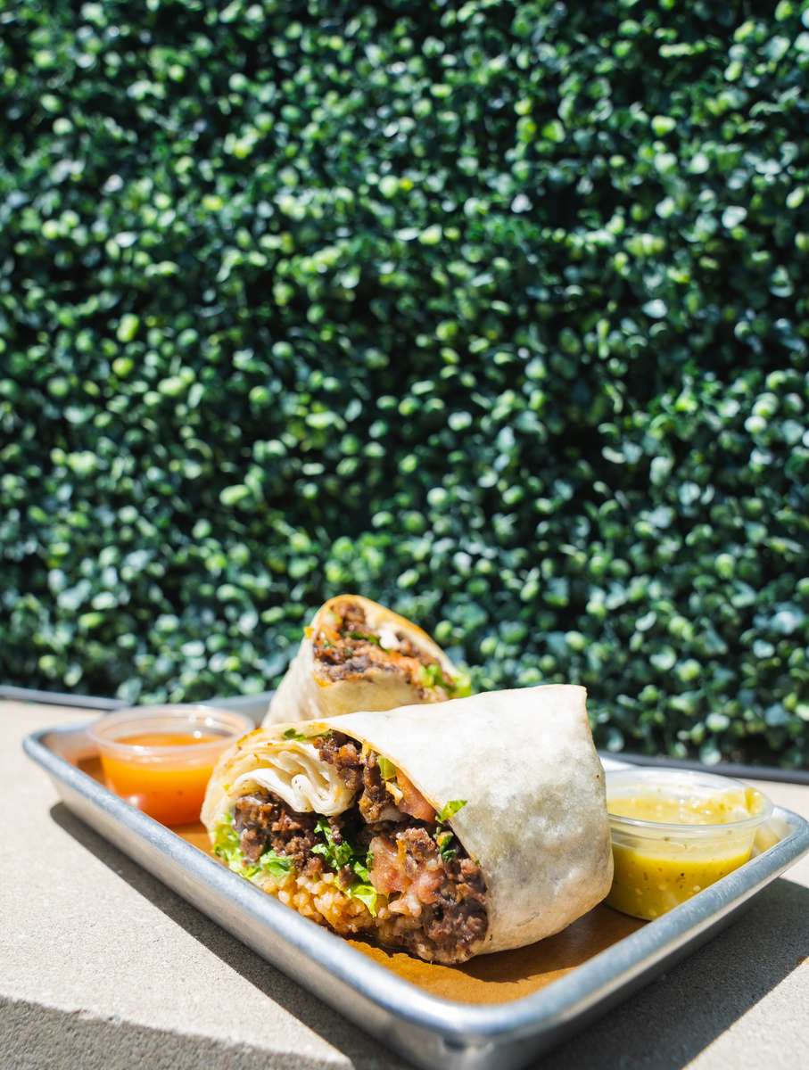 Burrito Asada Moe's Cantina Best Mexican Restaurant Bar in