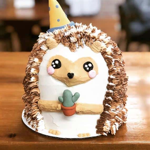 hedgehog shaped cake