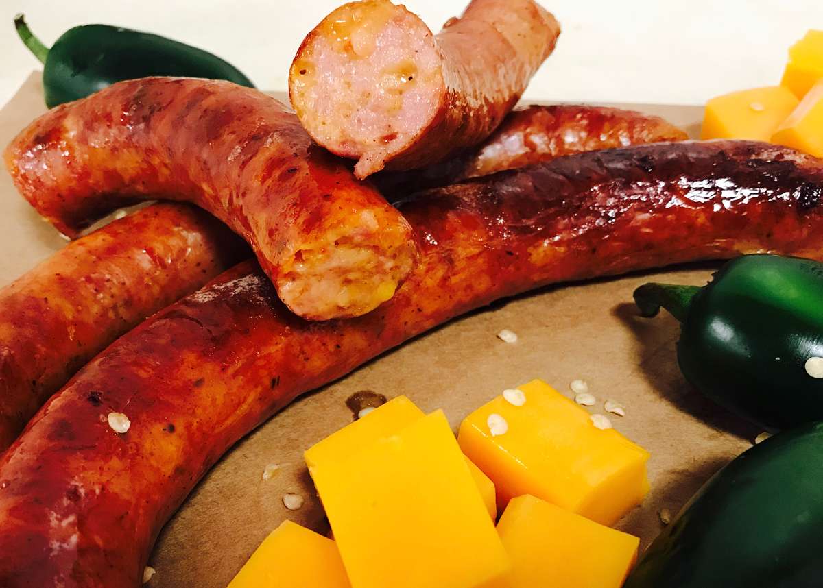 Hickory Farms Smoked Sausage and Cheese Bundle of 5 Items, Summer Sausage  Salami, Smoked Cheddar, Jalapeno Cheese, Sweet Hot Mustard. Over 3 Pounds  of Snacking •