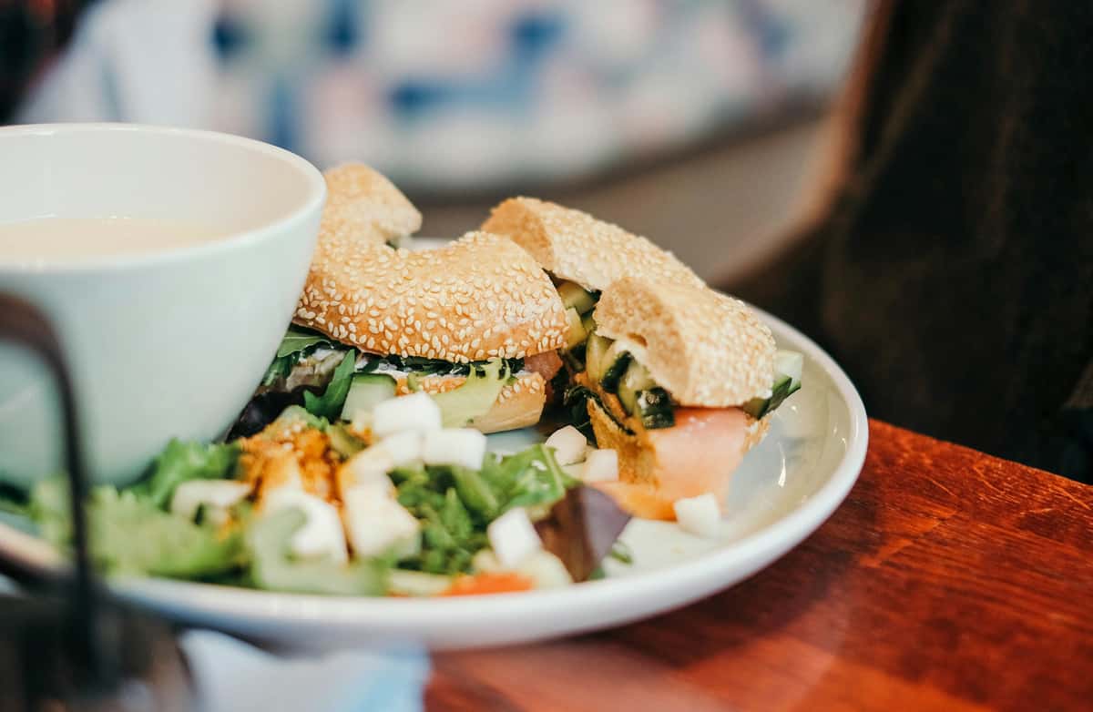 bagel sandwich