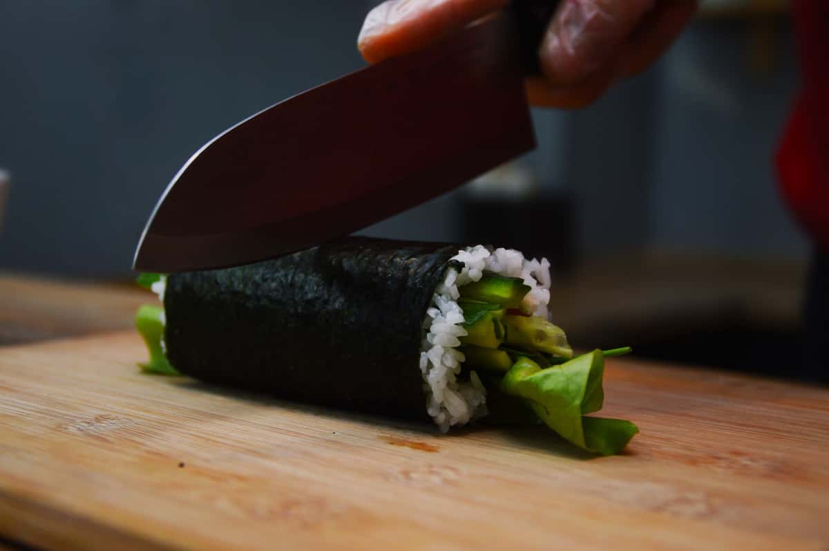 cutting sushi