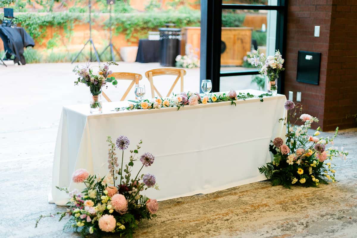 sweetheart table