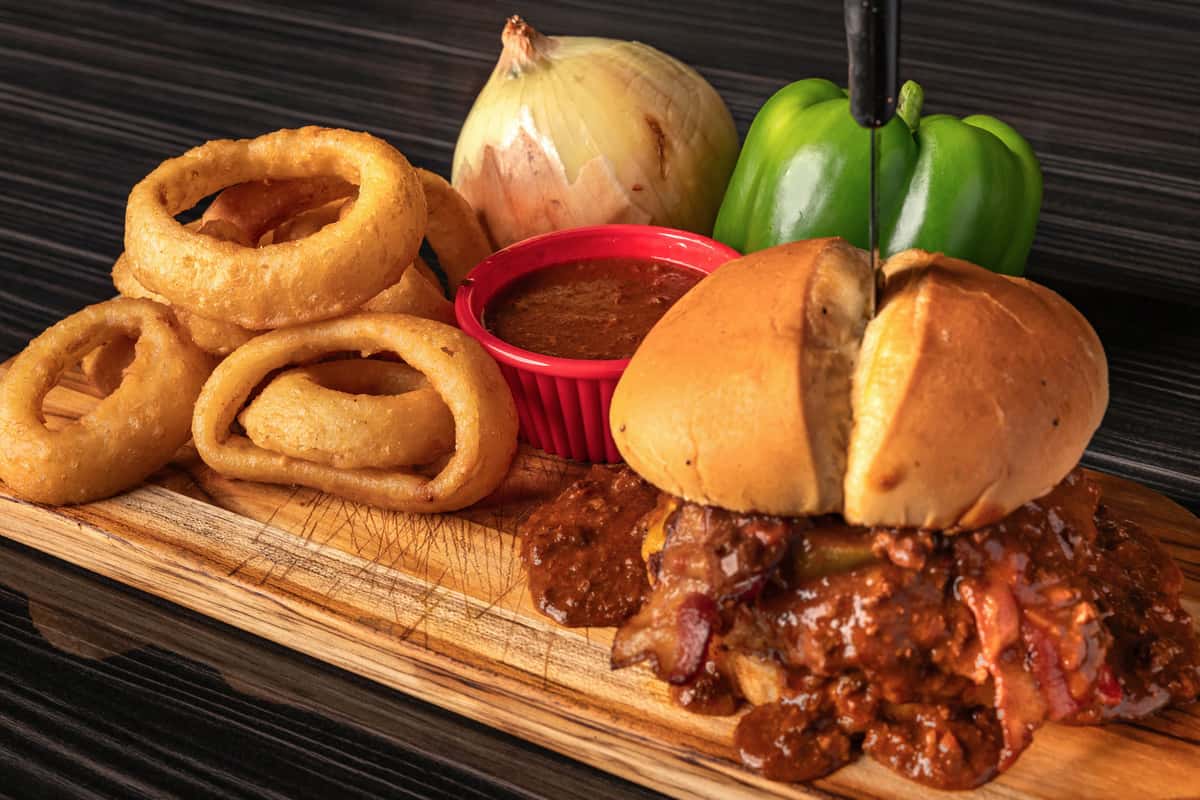 Texana sandwich w withonion rings