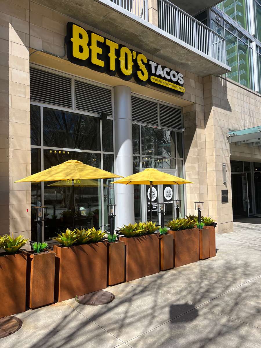 880 West Peachtree
