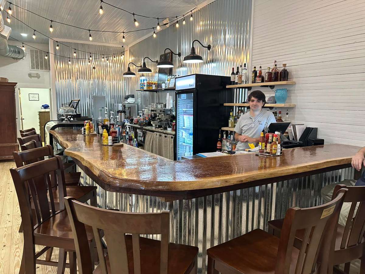 Bar