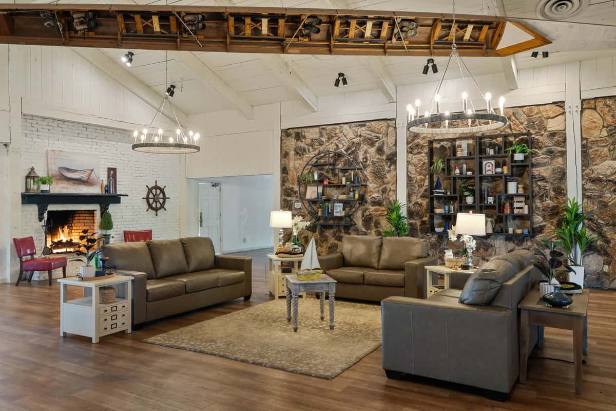 Boat House lobby