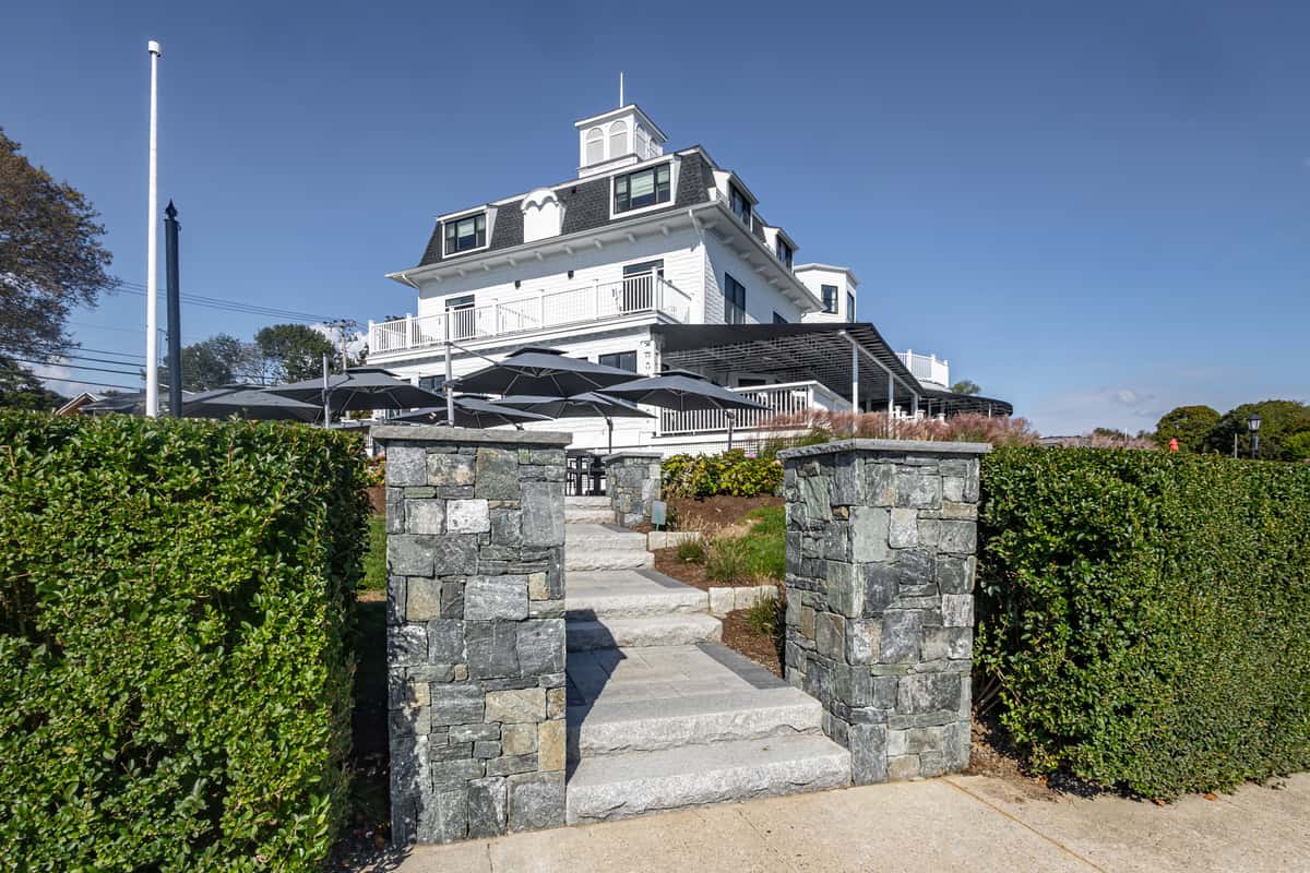 Contact JB's on the Water Restaurant in Jamestown, RI