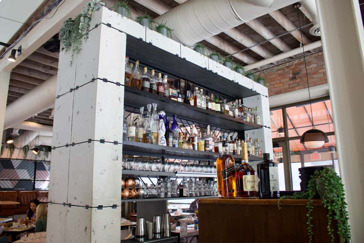 bar