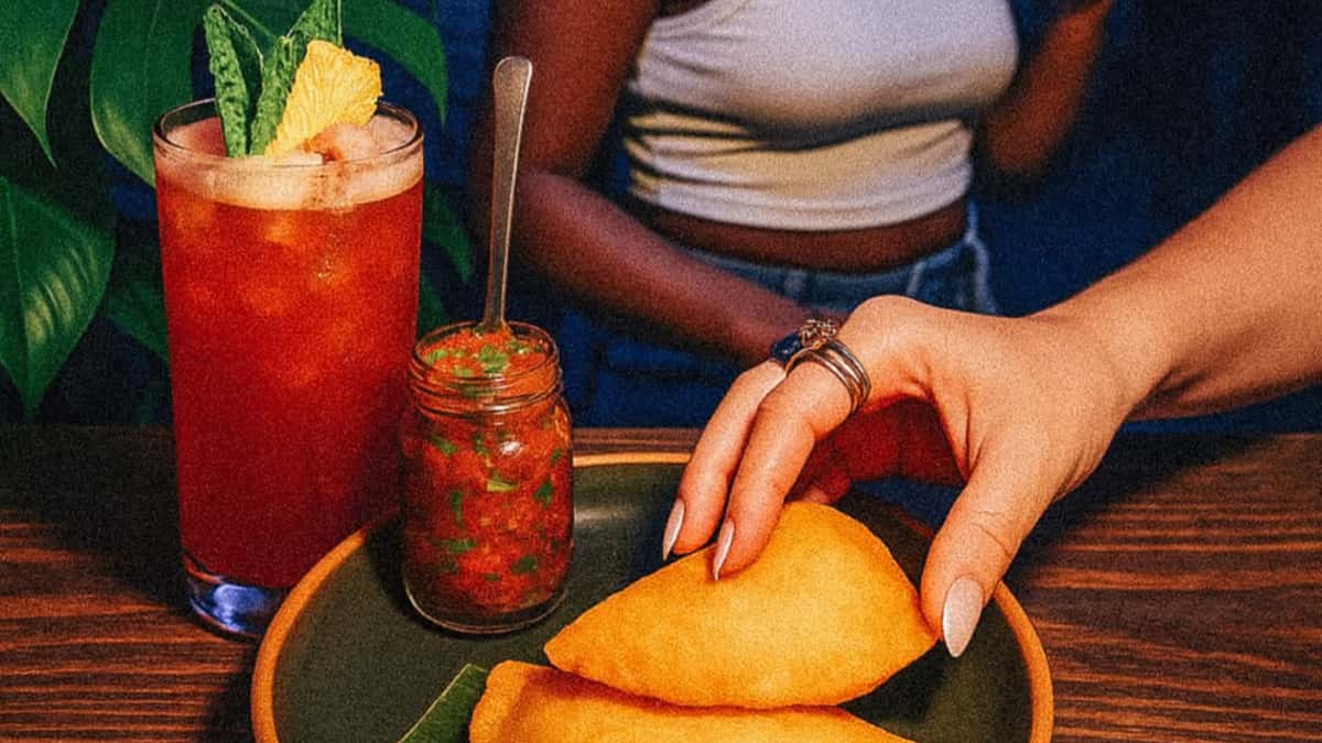 El Super Pan Noche Tropical Late Night Menu