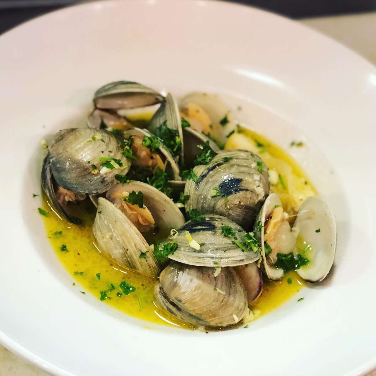 Steamed Clams Food Menu Cantwell's Tavern American Restaurant in