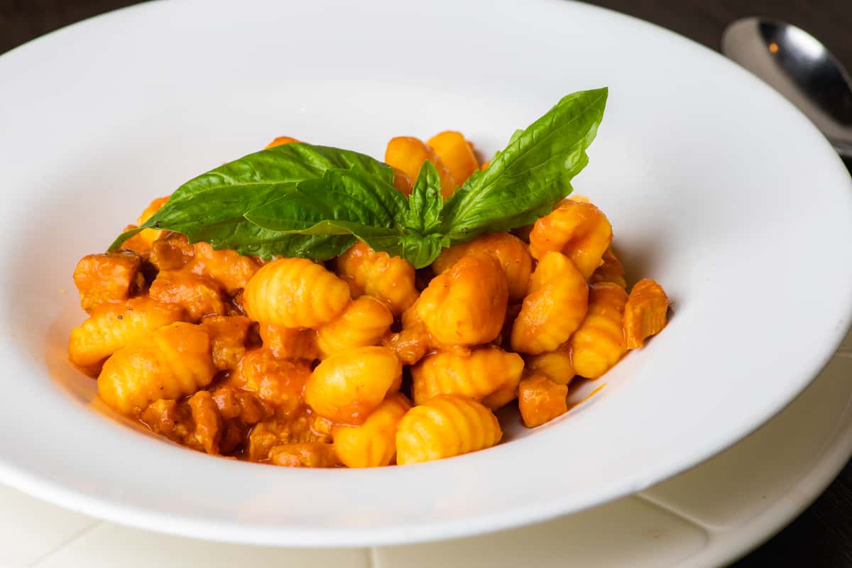 A Taste of Italian Tradition in the Heart of Manhattan, Chazz Palminteri, A Bronx Tale, pasta, handmade pasta, Italian food, Italian restaurant, Italian cuisine.