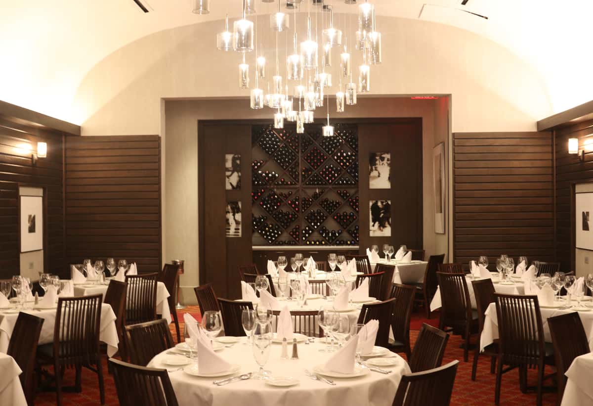 chazz dining room