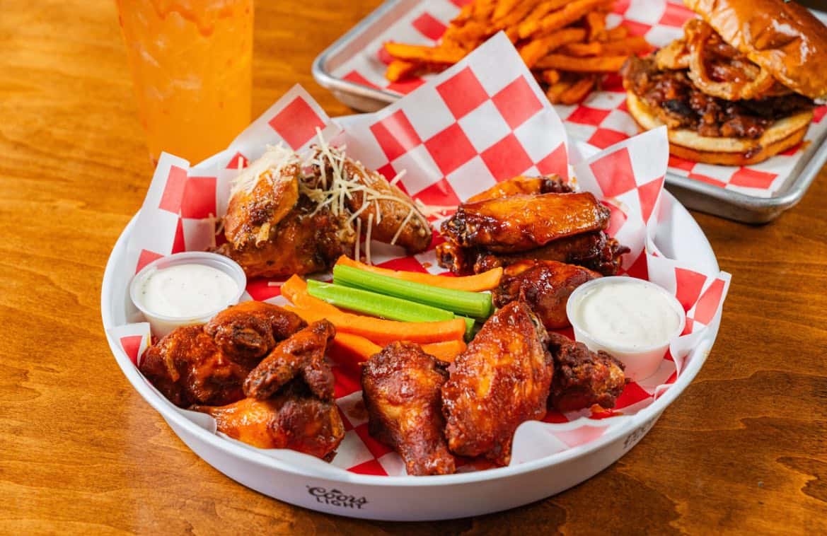 Wing Platter