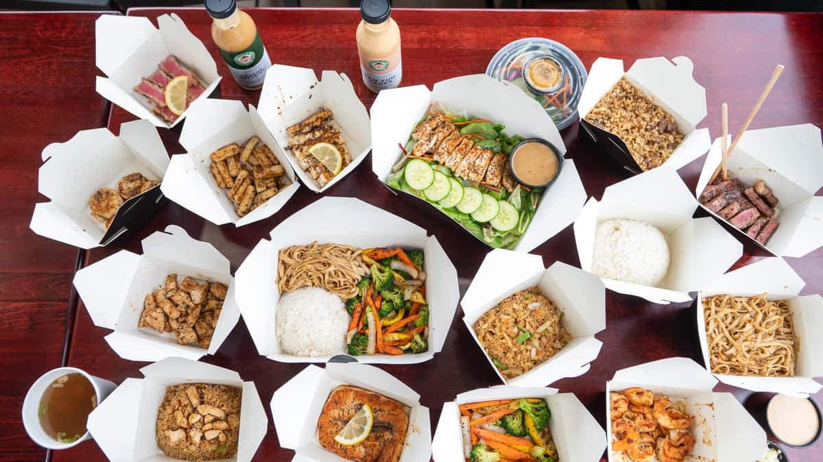 Assorted rice bowls