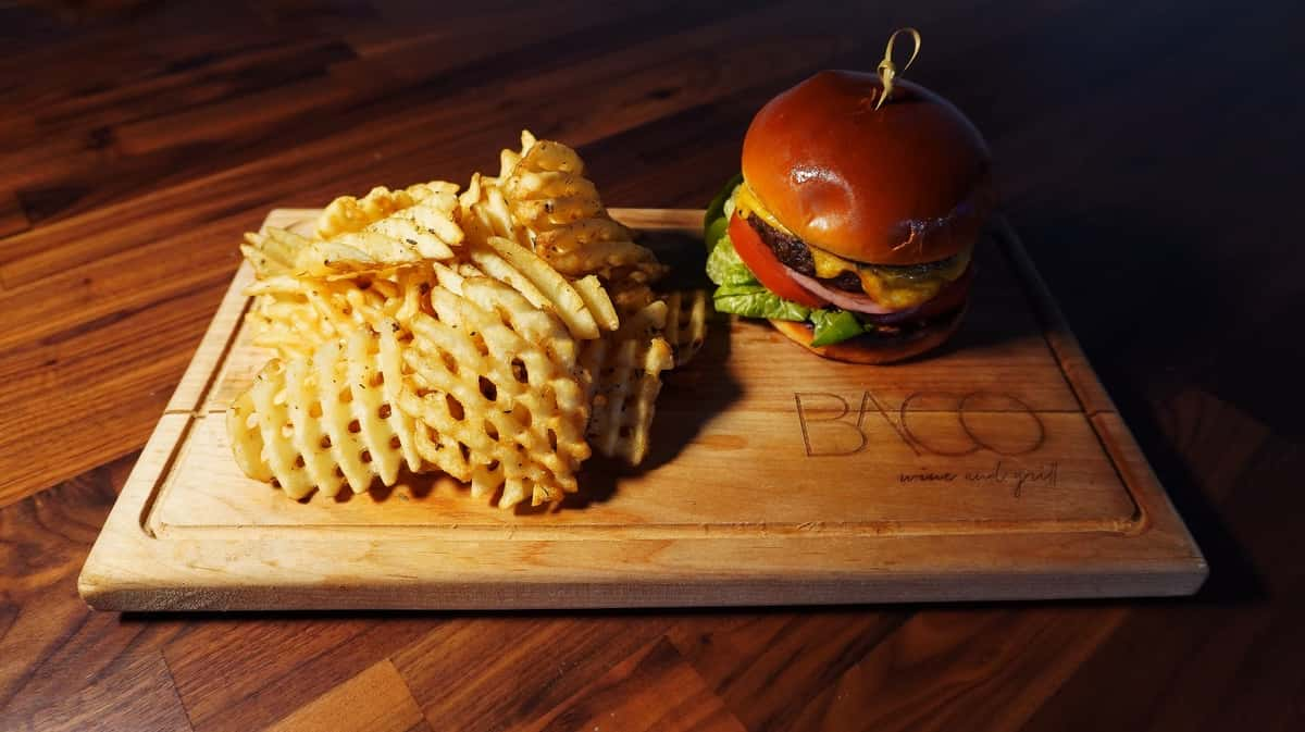 Boards & Burgers