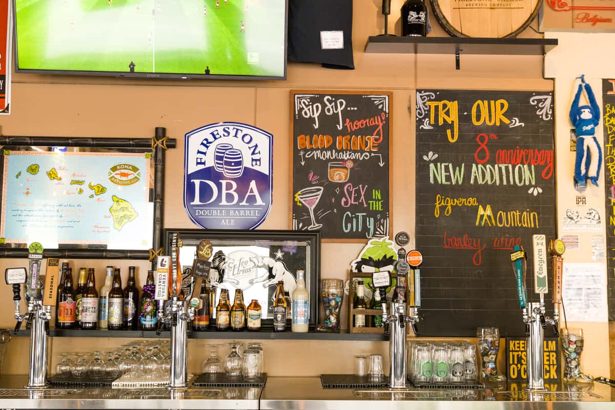 Bar