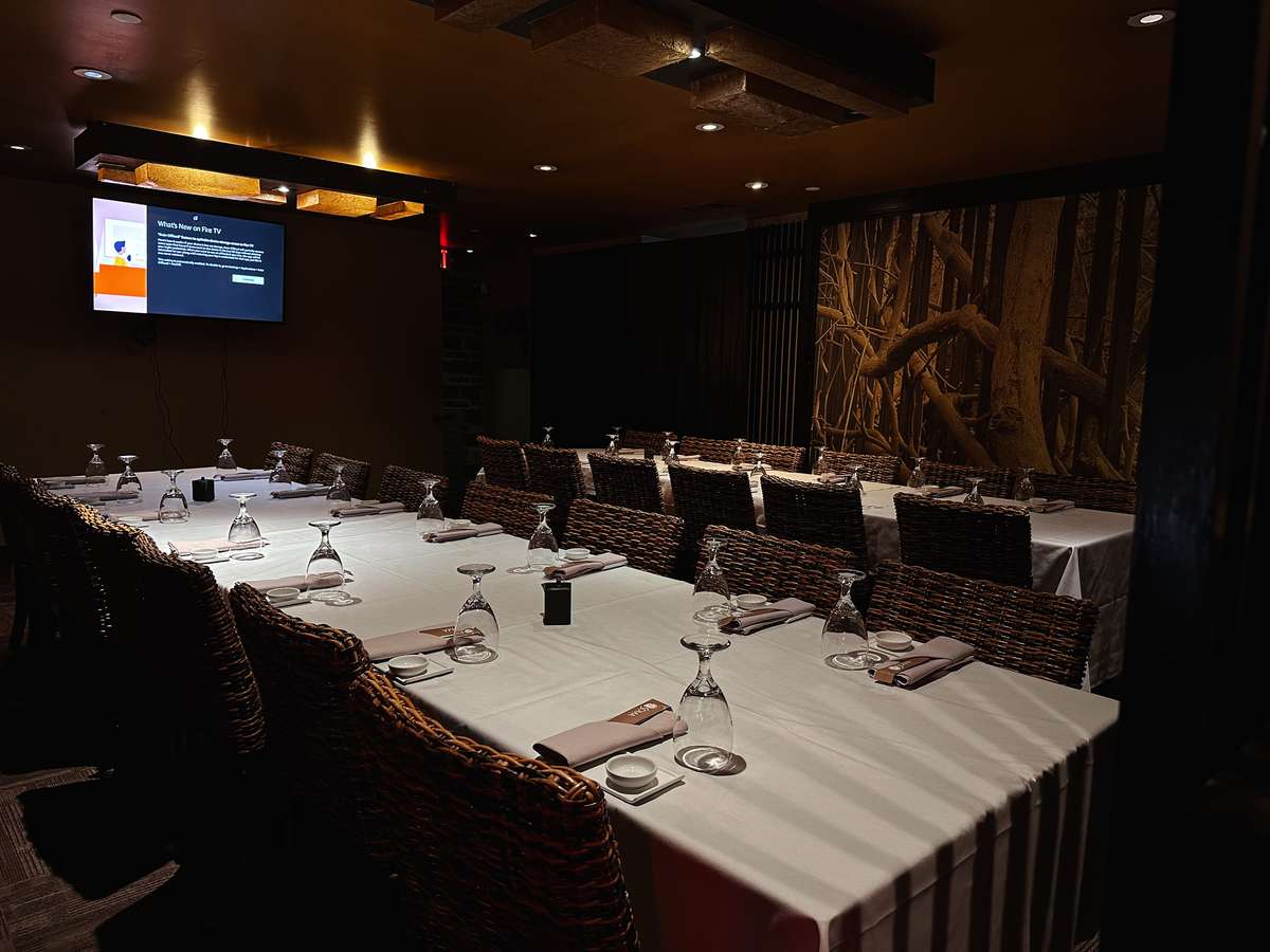 Get ready to elevate your celebrations with our private upstairs room - perfect for birthdays, holiday dinners, and big company events. Let's make memories!