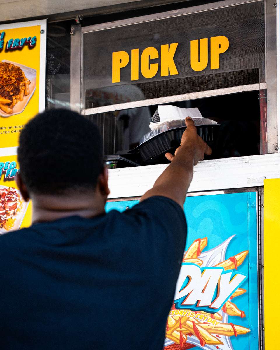 Discover how FryDay's training excellence influences LA's food truck industry: professional development, service standards, and industry education.