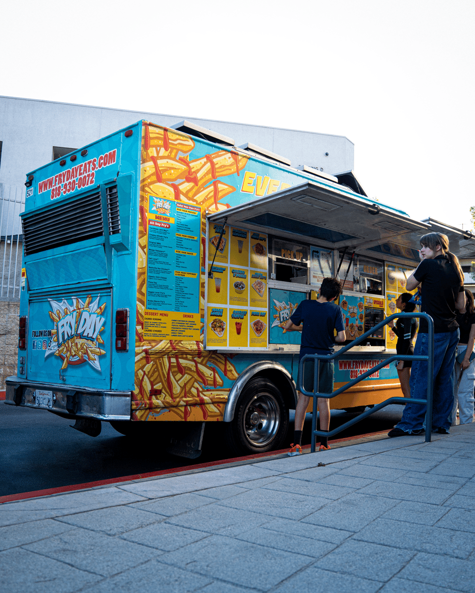 Learn how FryDay Eats sets the gold standard for food truck catering in Los Angeles with professional service, quality food, and unmatched reliability. Primary Keywords: gold standard catering, professional food truck service, LA catering excellence
