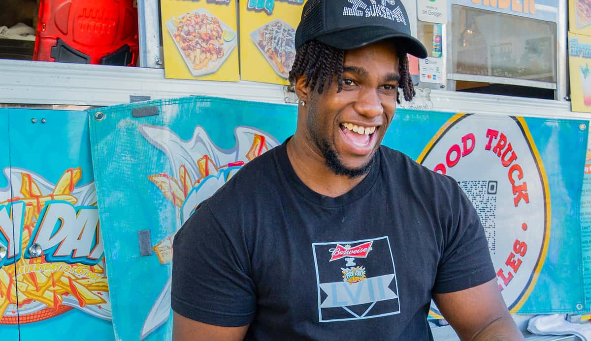 FryDay’s Fries: The Essential LA Food Truck Stop
