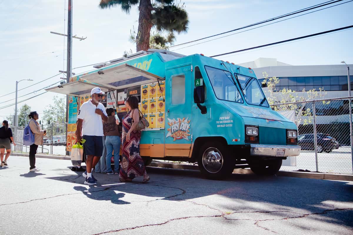 Charity 5K and race day catering in Los Angeles from the FryDay food truck