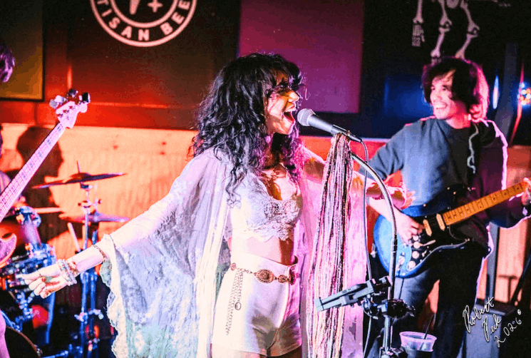 voodoo brewery event with girl singing