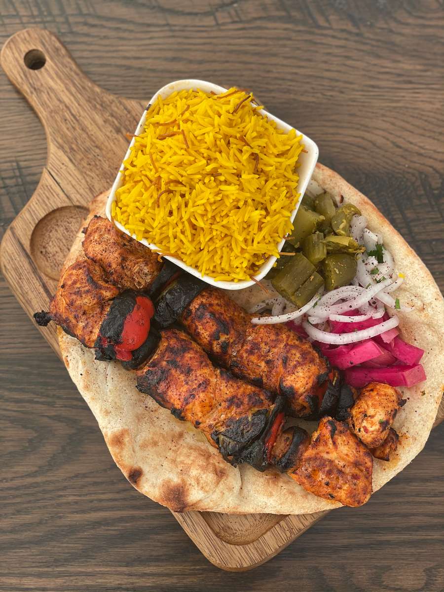 Shish Taouk Plate, (Chicken Tikka)