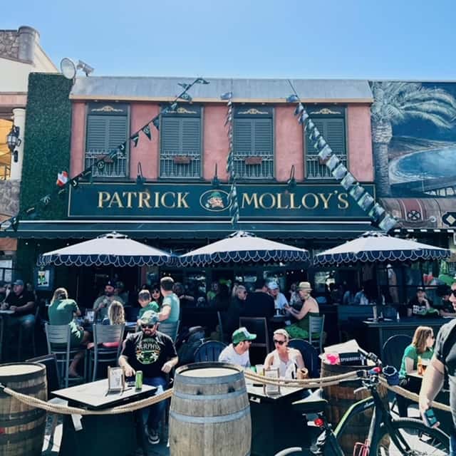 photo of Patrick Molloy's exterior from the front of the restaurant