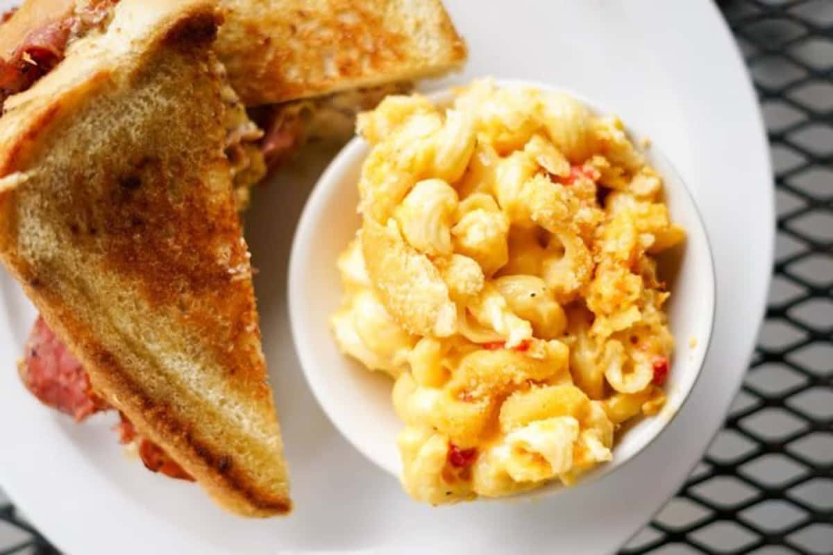mac and cheese and a sandwich