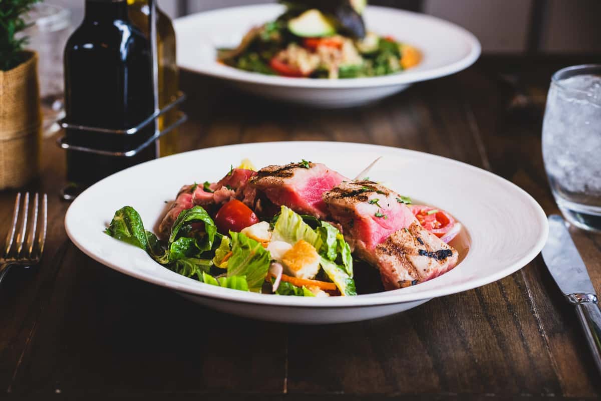 salad with tuna