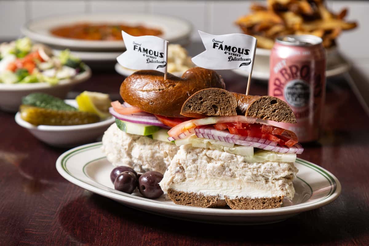 bagel sandwich