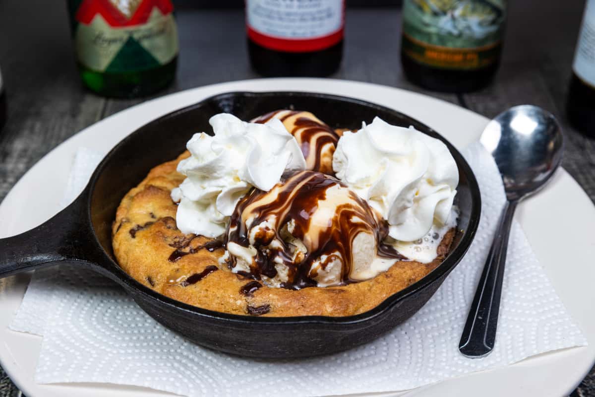 Always push the skillet cookie: An ode to the star of the '90s chain  restaurant dessert menu